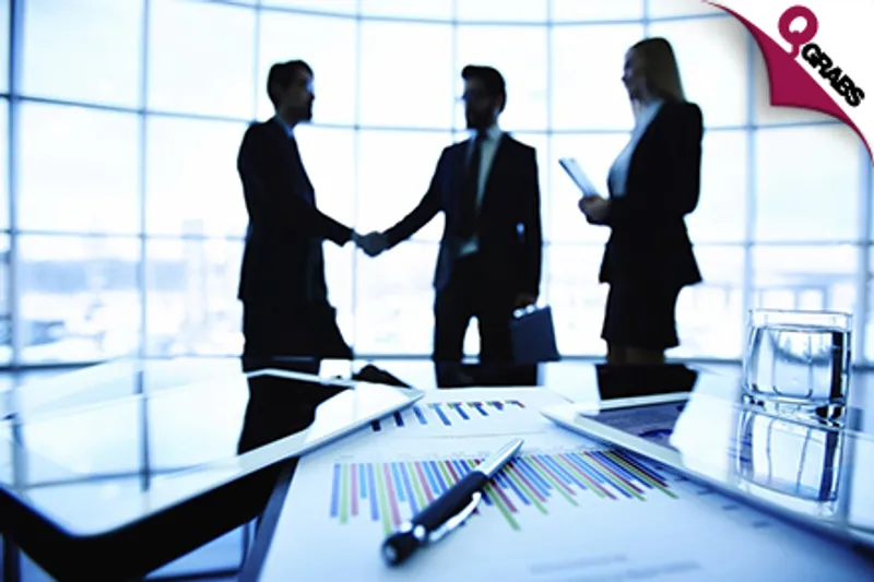 For QR39 Turn People Into Buyers with an Essential Selling Skills Online Course! (QR360 Value)